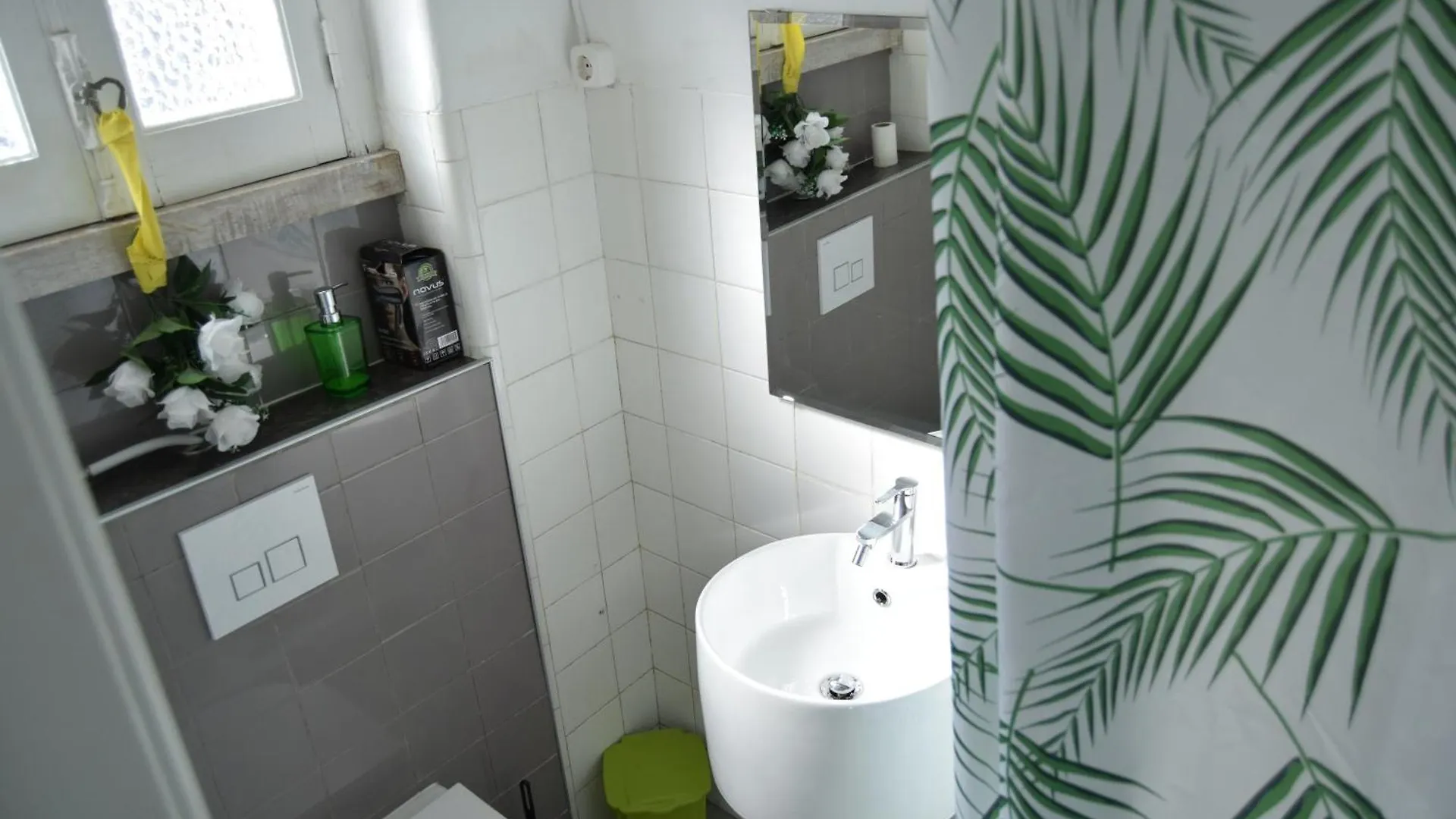 ホームステイ Young Apartment Lisboa