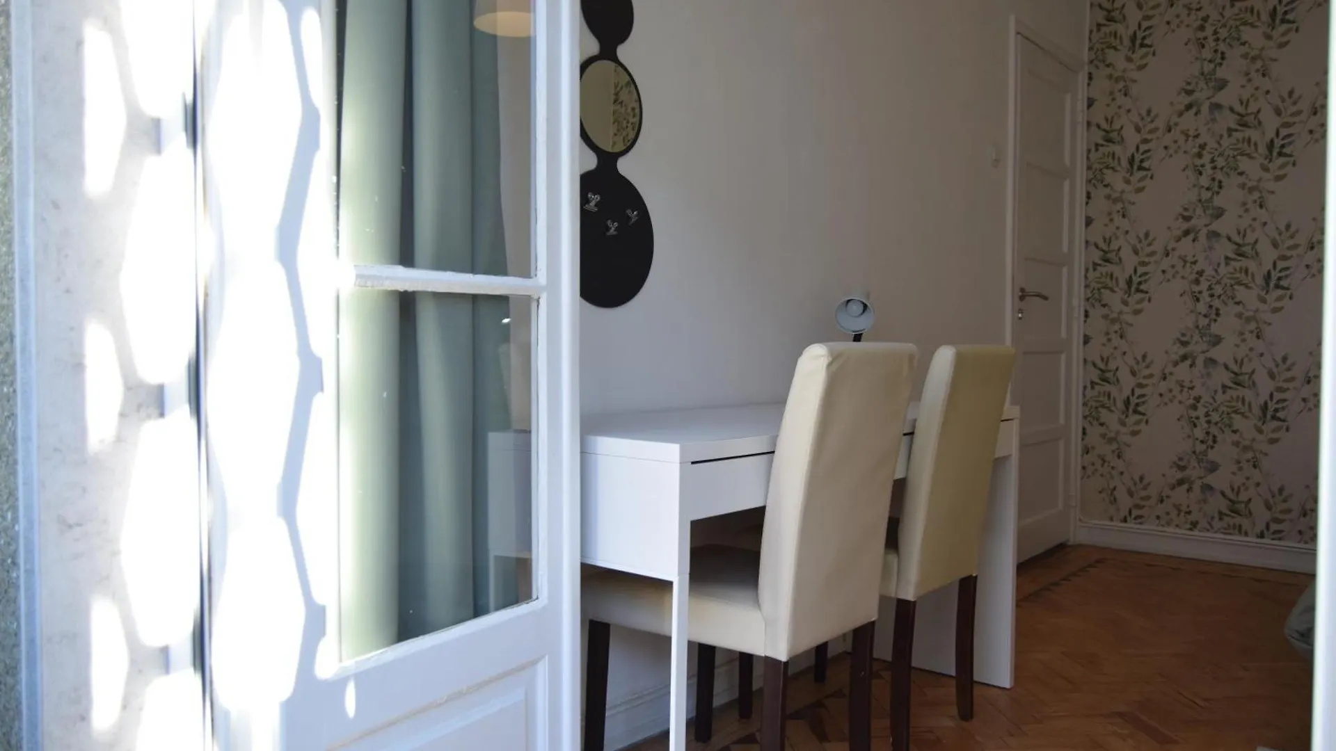 Young Apartment Lisboa ホームステイ
