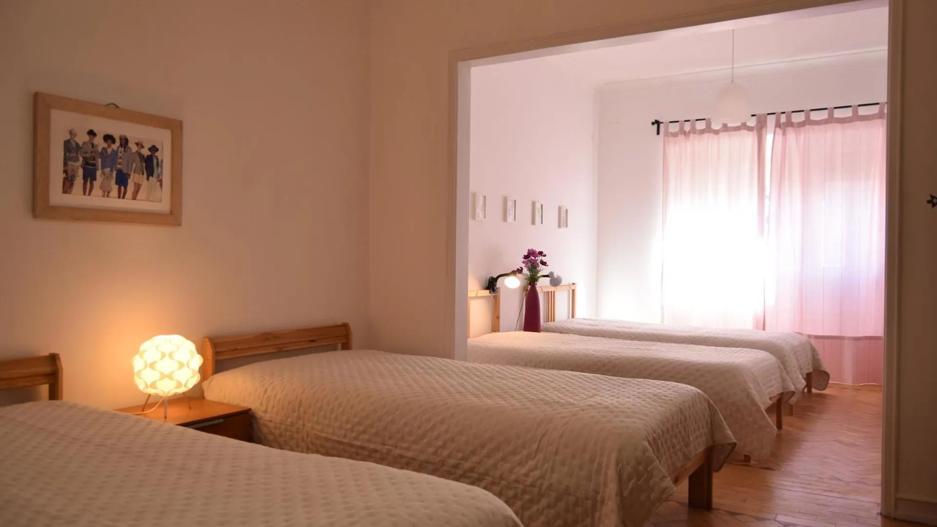 ホームステイ Young Apartment Lisboa