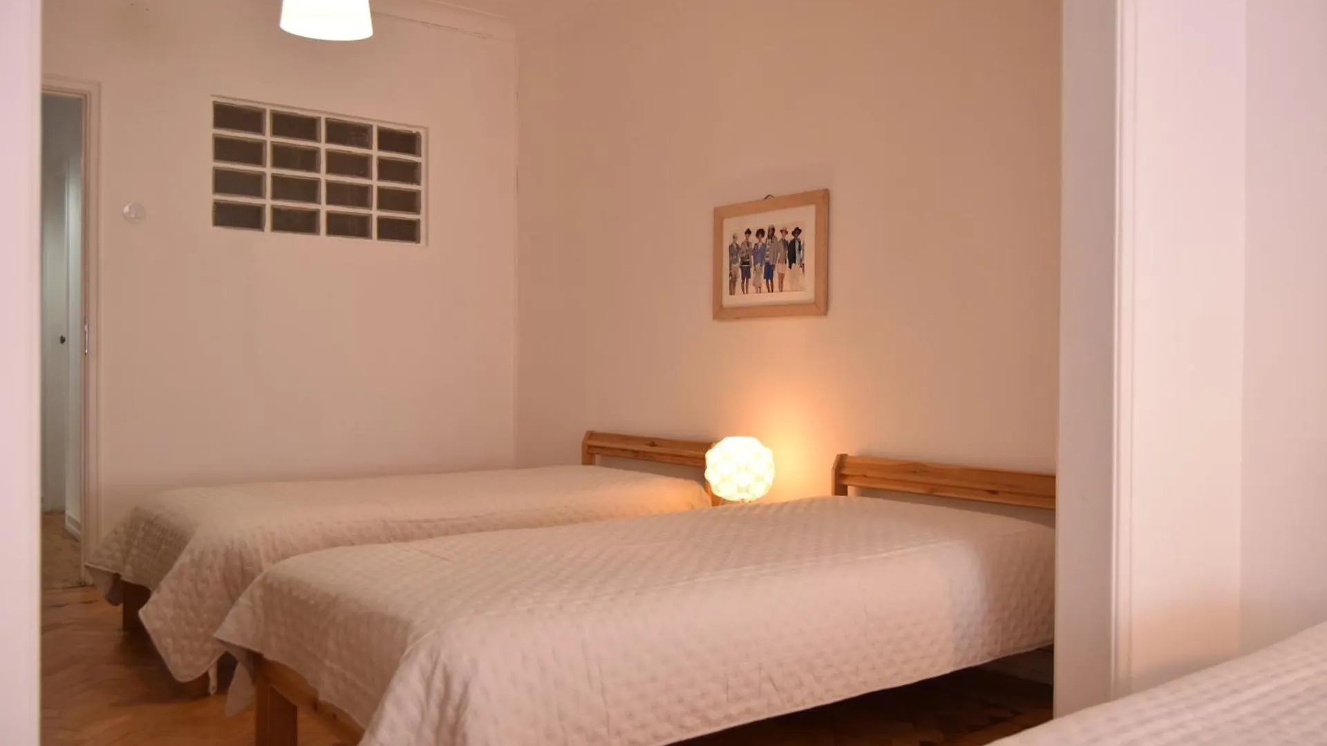 Young Apartment Lisboa ホームステイ