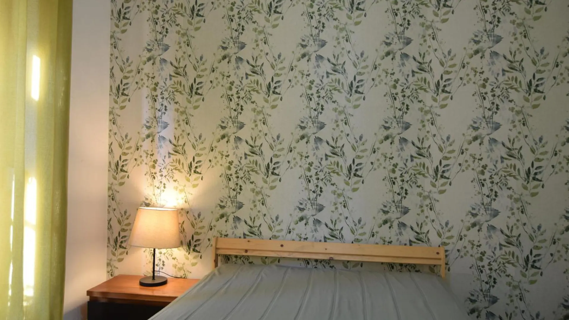 ホームステイ Young Apartment Lisboa ポルトガル