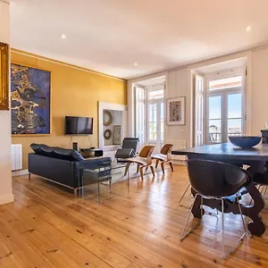 Apartment Castelo Design Aparment W/ Balcony & Super View By Lovelystay, Lisbon