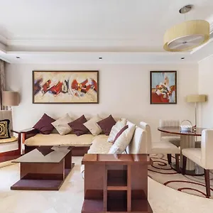 https://1br-spacious-apartment-grandeur-palm-jumeirah.dubaihotelsoffers.com