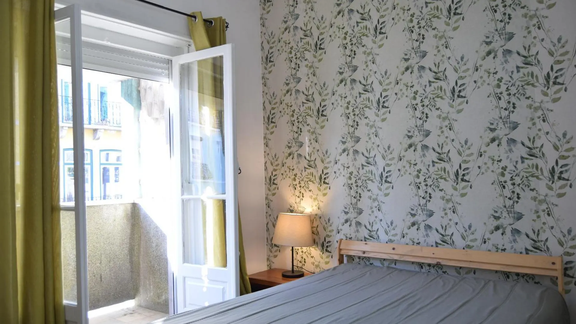 Young Apartment Lisbon